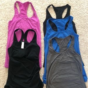 Ingrid & Isabel maternity workout top/crop pants